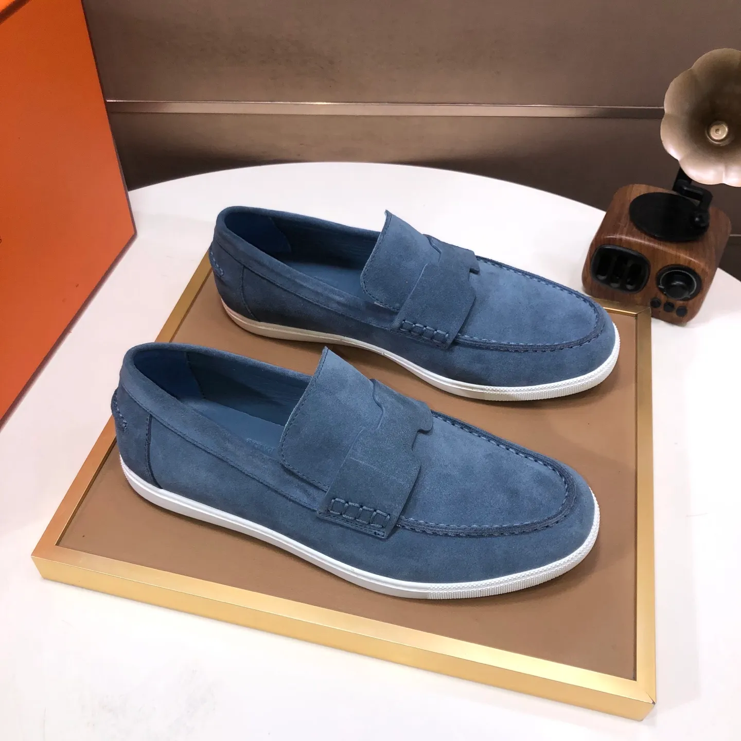 Men's shoes💰560💰[HERMES] (cowhide lining)🍀Italian top luxury🍀He does not pursue novel styles and gorgeous colors, but attracts the favor of successful men with his flawless, elegant and classic style. Formal leather shoes This very comfortable, simple and stable style allows you to easily match any style! The pattern is absolutely 1:1 refined from the original case, and we strive for excellence in materials, imported cowhide + cowhide lining💪💪💪extraordinary texture👍! .Code number: 39-45 (45 customized)